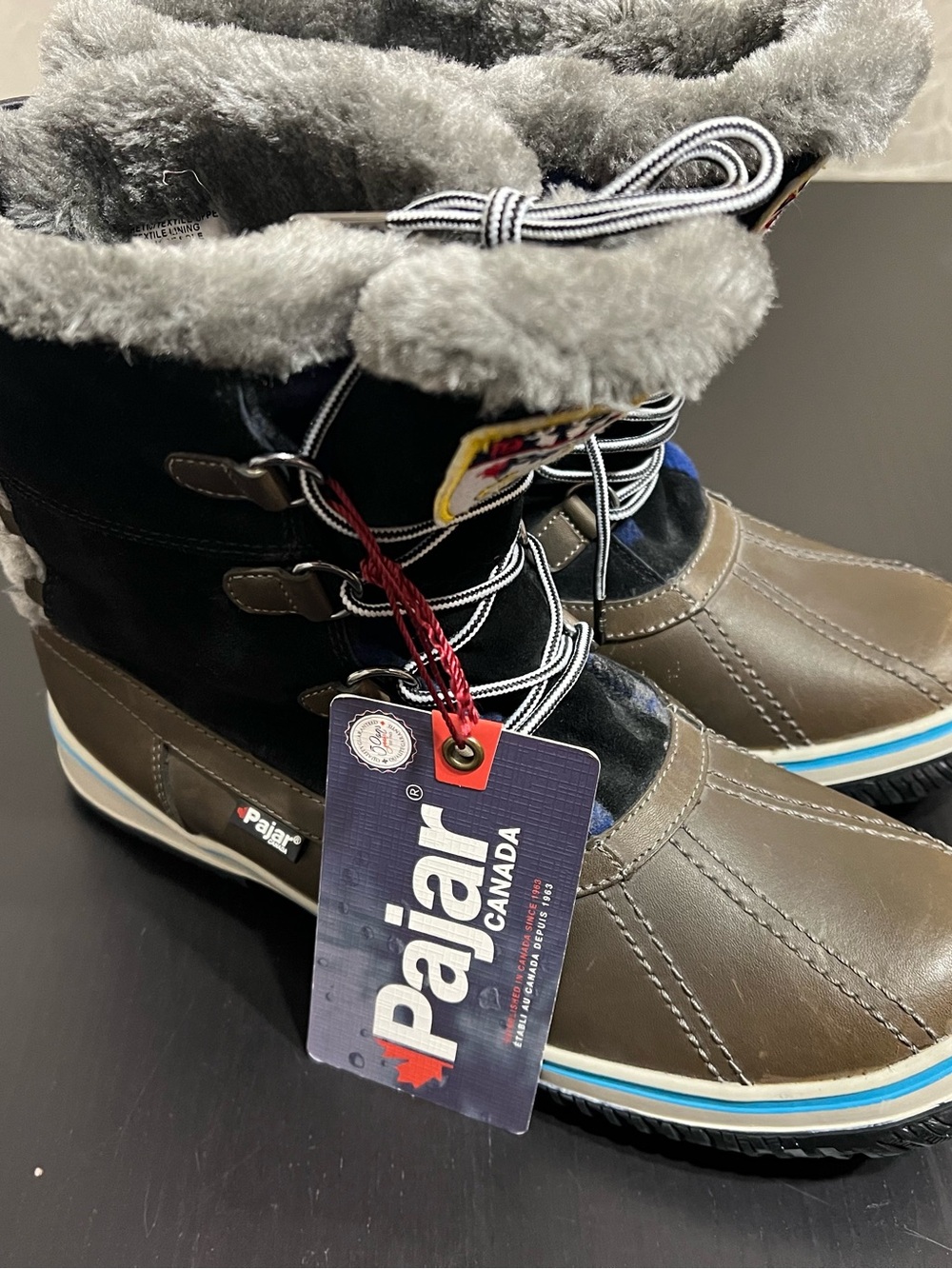 Pajar Unisex Woman Size 11 Waterproof Snow Boots Faux Fur Lined Lace Up